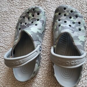 Crocs